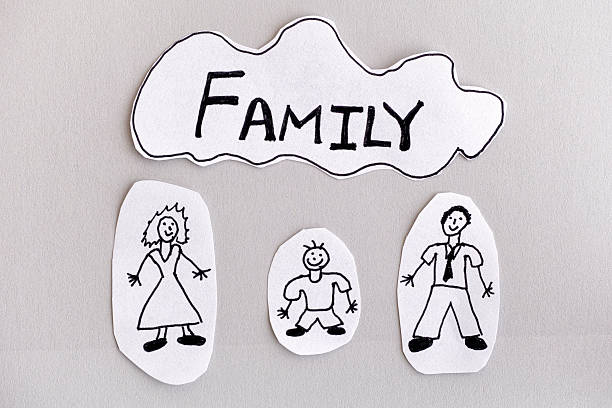 istock Happy paper family 521502352