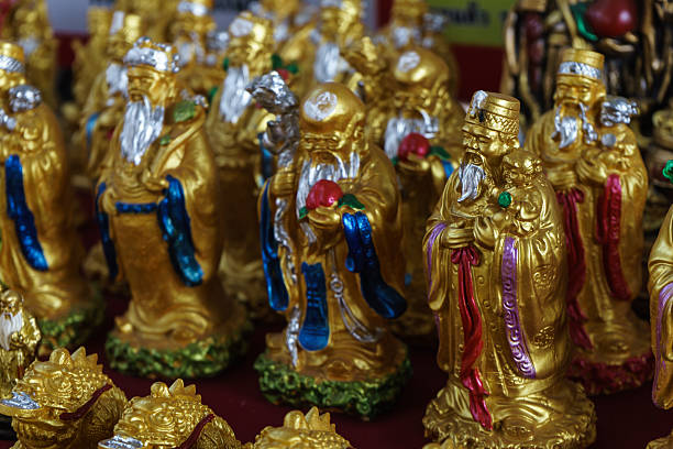 istock Many of the golden buddha 521550820