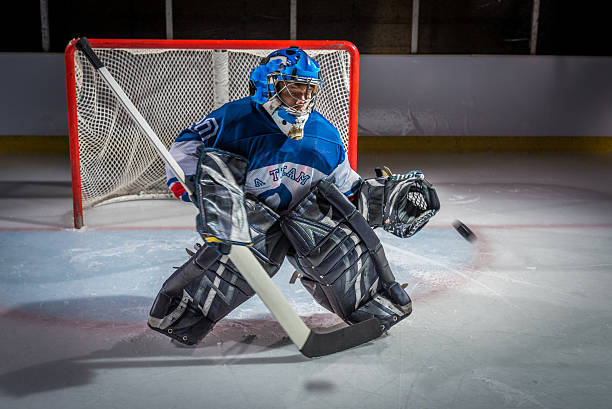 istock Ice hockey goalkeeper 521685756