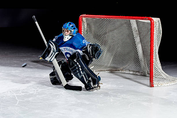 istock Ice hockey goalkeeper 521685982