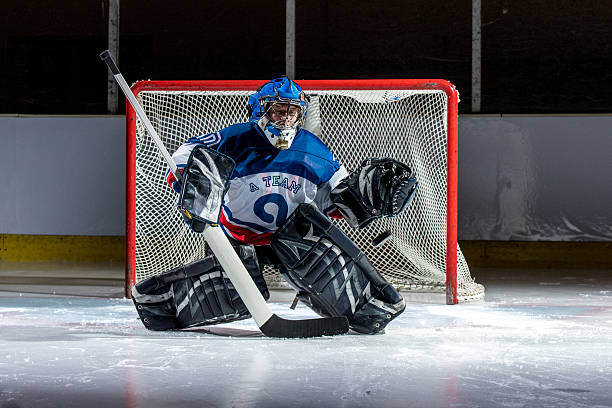 istock Ice hockey goalkeeper 521686300