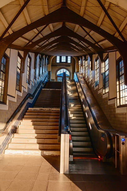 istock Afternoon in a Berlin S-Bahn station with escalator 521692982