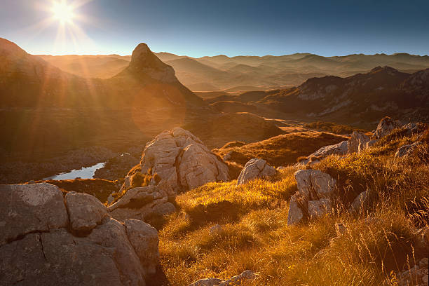 istock Idyllic mountain landscape towards the rising sun 521695030