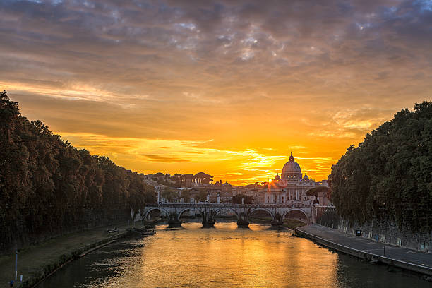 istock Italian River with Stone Bridge During Sunset 521714963