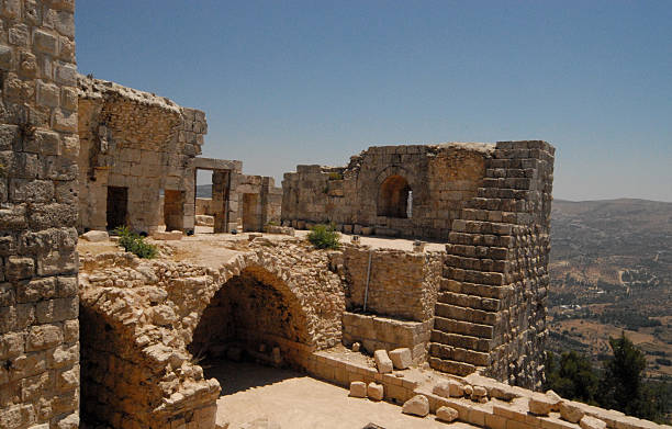 ajlun ruines du château, jordanie - ajlun photos et images de collection