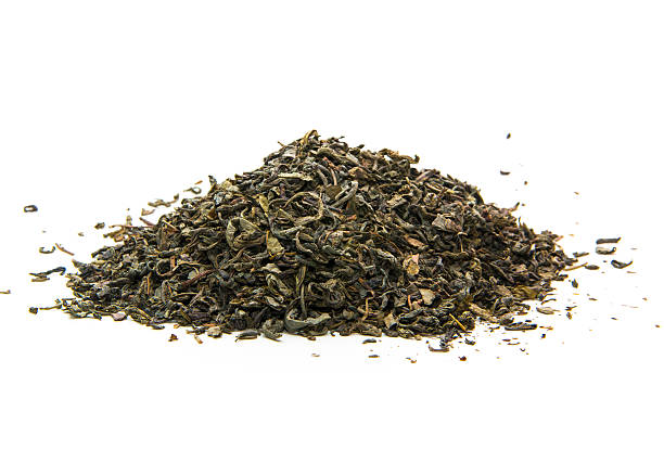 istock Heap of dry tea. Isolated on white background 521804298