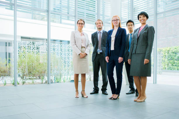 istock Business people gathered in office building 521813369