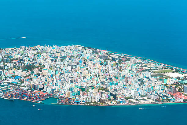 cidade de malé em maldivas - sea fig imagens e fotografias de stock