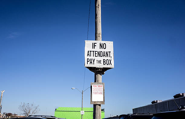 istock If not Attendant Pay the Box Sign 521989898