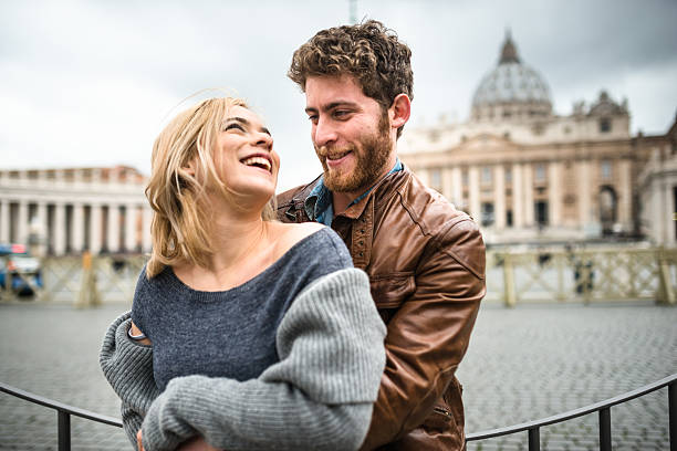 istock Tourist embracing in Rome 522006276