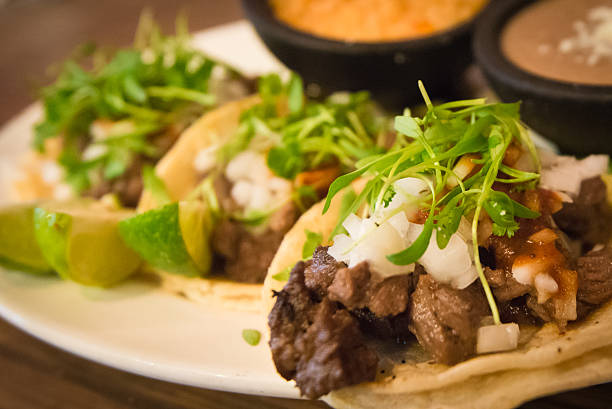istock Plate of three street style tacos 522007324