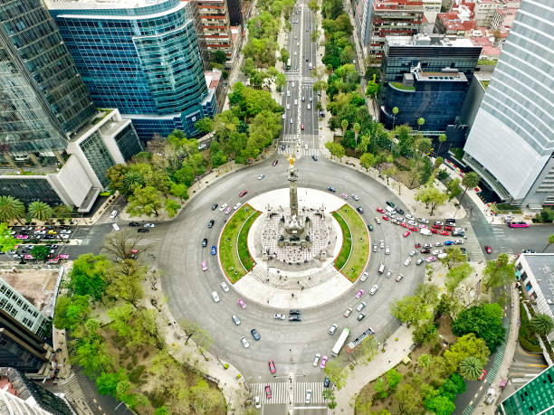 kolumna niezależności w meksyk miasto - paseo de la reforma zdjęcia i obrazy z banku zdjęć