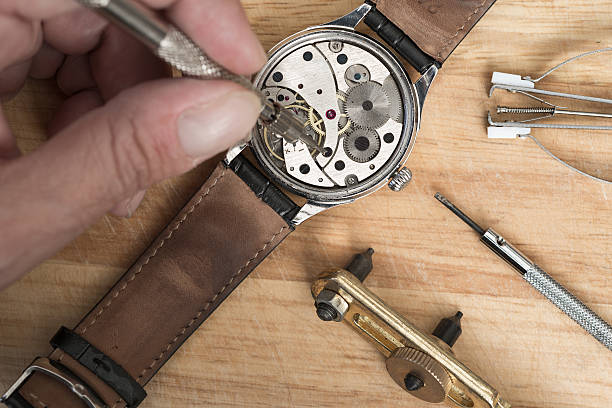 istock Repair of watches 522019253