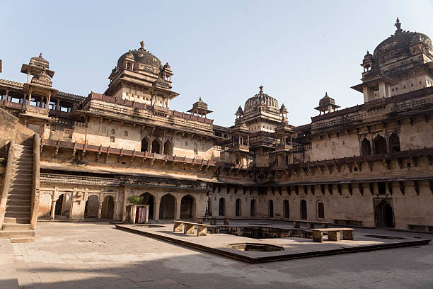 istock Jahangir Mahal, Orchha, India 522034485