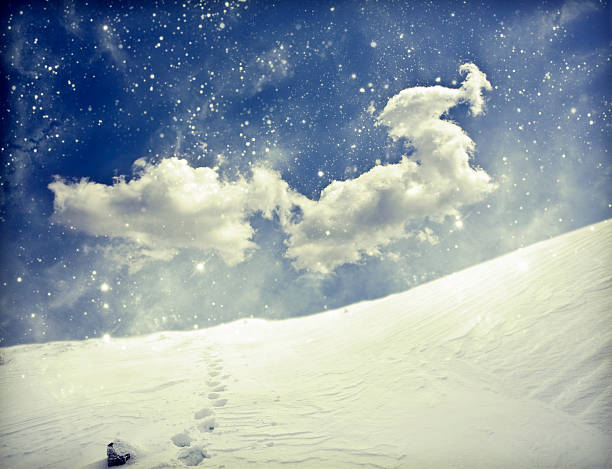 istock Winter landscape with snow covered hill and blue sky 522075135