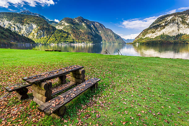 istock Autumn season in a mountain lake 522114241
