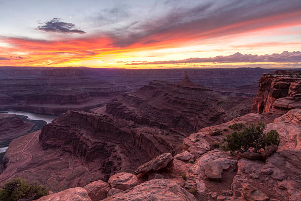 istock Colorado Canyonlands Viewpoint Sunset 522128083