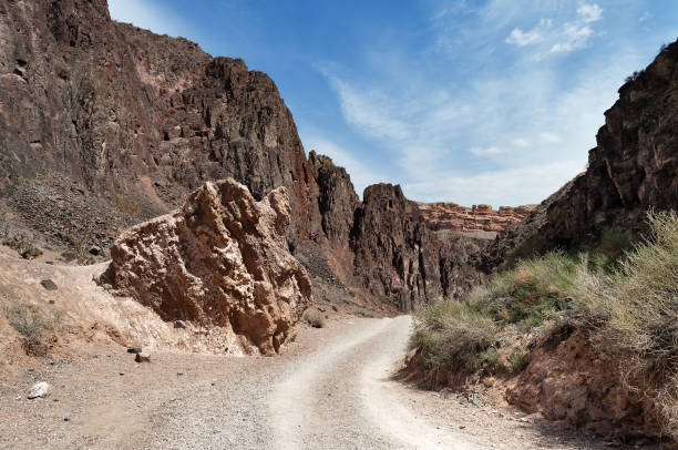 istock Valley of Castles in Sharyn Canyon 522129631
