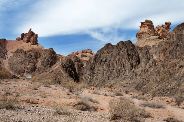 istock Valley of Castles in Sharyn Canyon 522129637