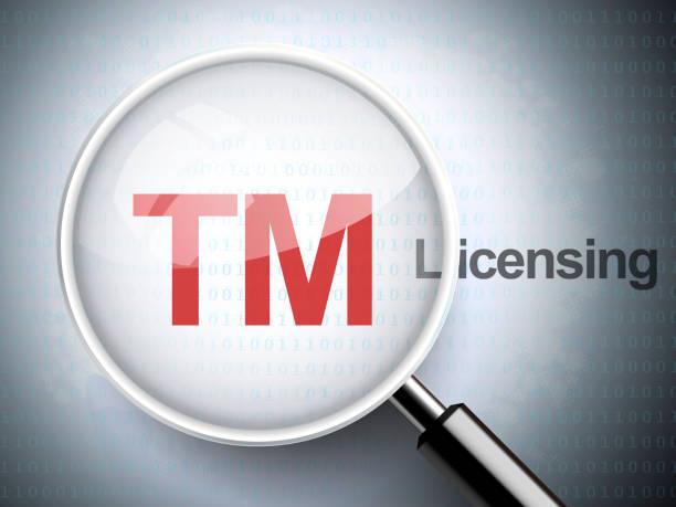 istock magnifying glass with trademark icon 522154041