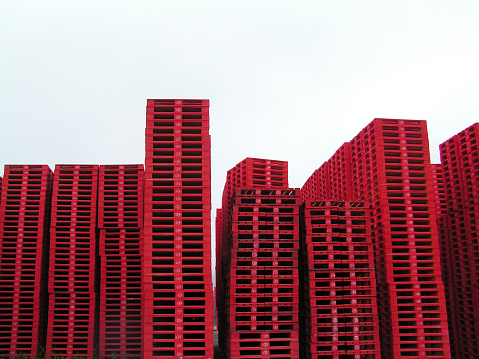 Red pallets