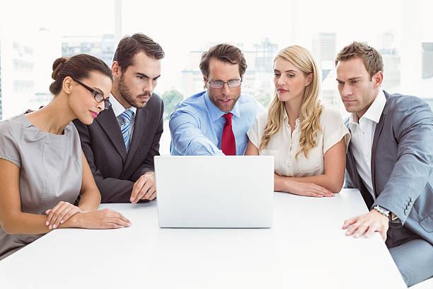 istock Business people using laptop in office 522222589