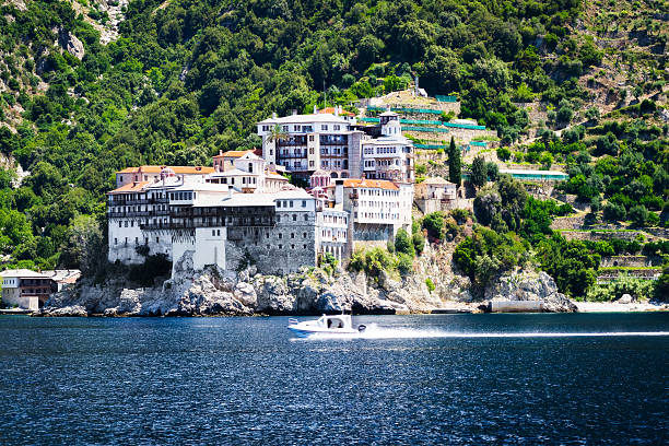 istock Monastery Grigoriou at Agion Oros (Holly Mountain) Greece 522224939