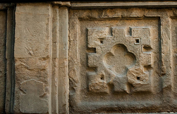 istock Ornament on the wall Florence, Italy 522261143