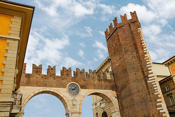 istock Medieval city gate. Verona, Italy 522298267