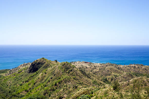 istock View of the Pacific Ocean from the mountains 522310140