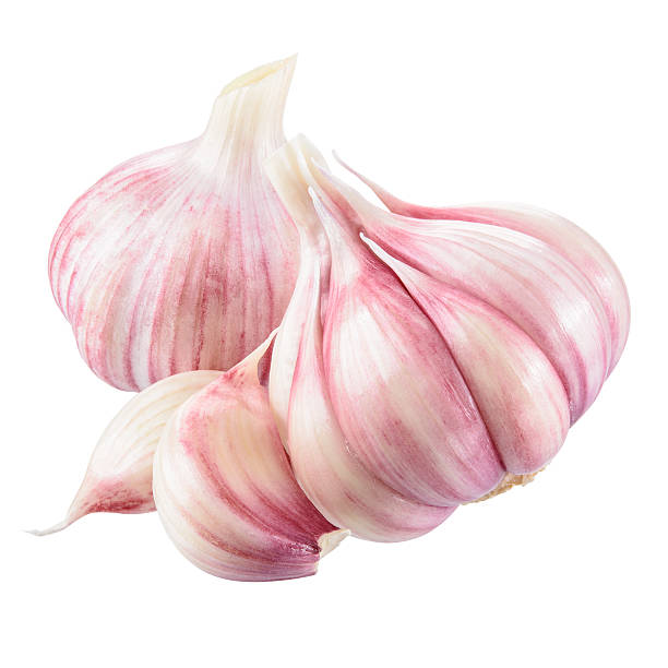 istock Fresh garlic isolated on white background. With clipping path. 522311820