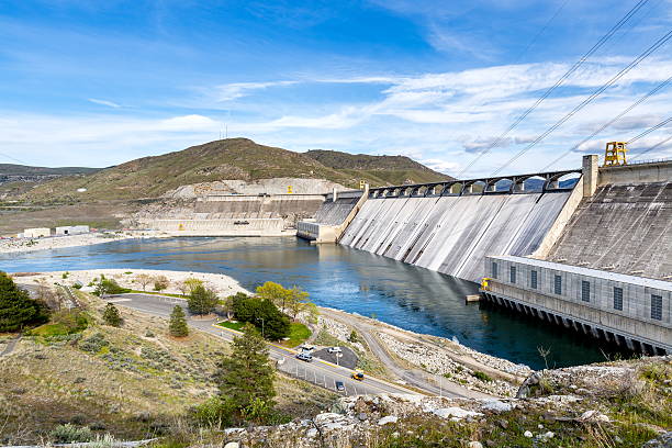 istock Grand Coulee Dam, WA 522312662