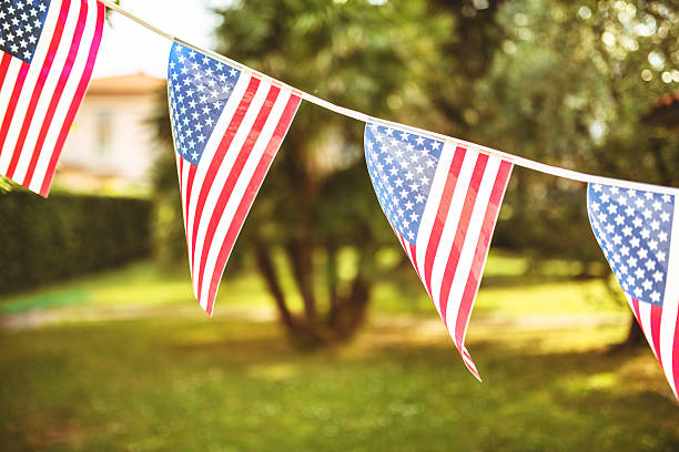 istock us national holiday pennants 522316263