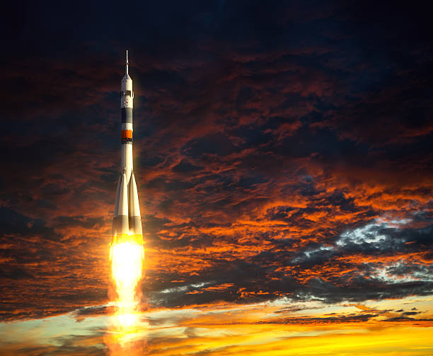 istock Carrier Rocket On A Background Of Red Clouds 522322422