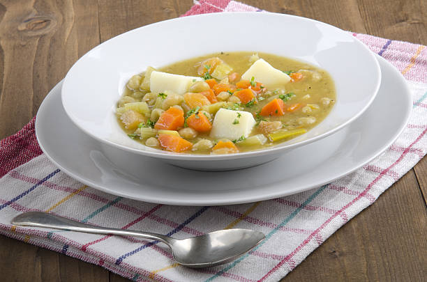 istock home made vegetarian pea soup 522329445