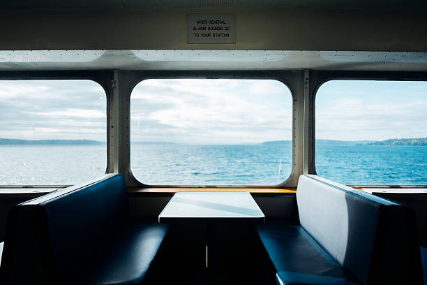 traghetto finestre al sole - seattle ferry whidbey island puget sound foto e immagini stock