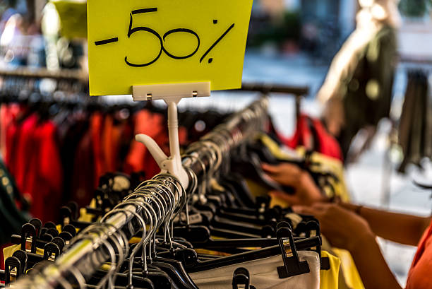 istock Sale of clothes 522333932