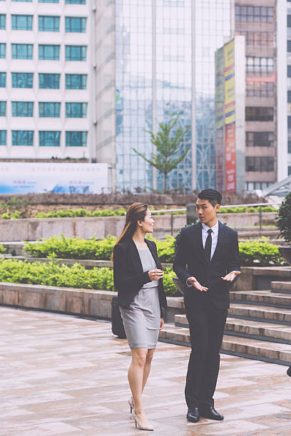istock Chinese Business people 522344111