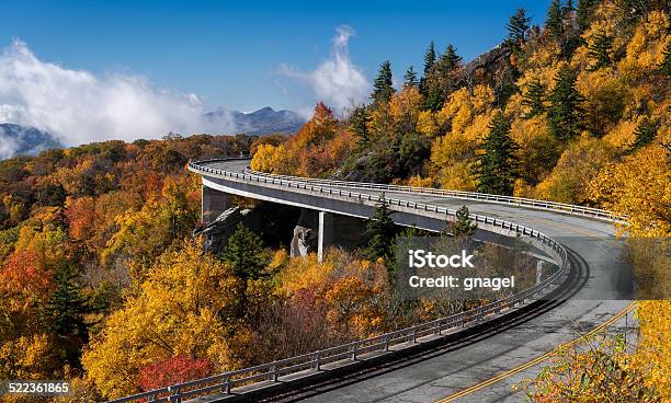 Linn Cove Viaduct Stock Photo - Download Image Now - Highway, Railing, North Carolina - US State