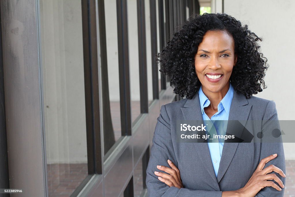 Hermosa mujer afroamericana en el trabajo - Foto de stock de Abogado libre de derechos