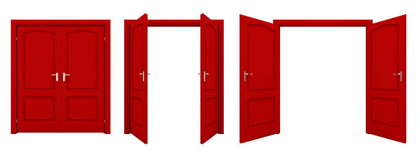istock Open red double door isolated on a white background. 522389594