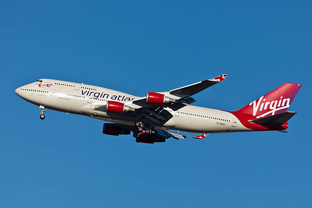 boeing 747 virgin atlantic airways będzie się z lotniska jfk - boeing 747 airplane taking off commercial airplane zdjęcia i obrazy z banku zdjęć