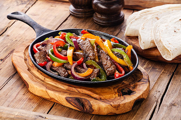 istock Beef Fajitas and tortilla bread 522452168