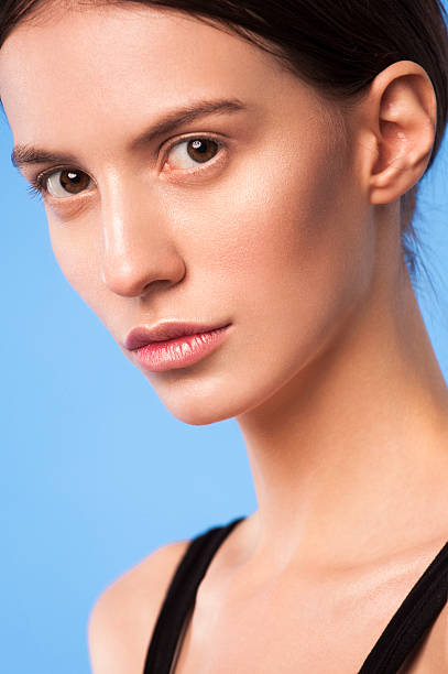 istock Beautiful woman 522458160