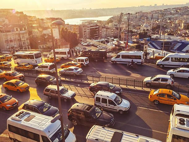istock Heavy Evening Traffic in Istanbul, Turkey 522471705