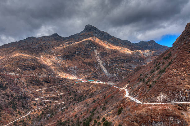 istock Curvy roads , Silk trading route between China and India 522472474