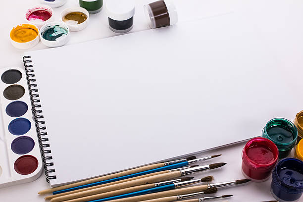 istock brush and album for drawing 522483270