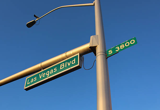 istock Las Vegas Boulevard Signage 522488243