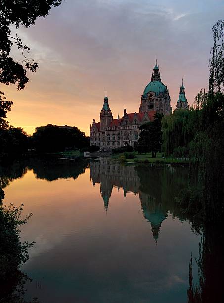 istock Neues Rathaus at Dusk, Hanover 522511447