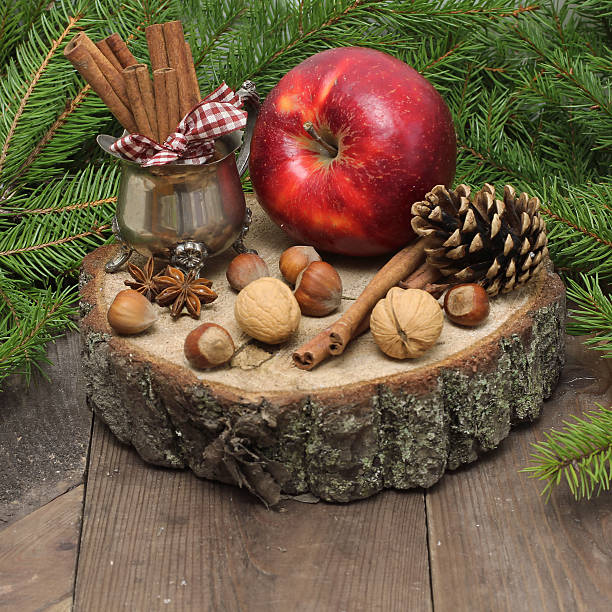 istock Chistmas composition with cinnamon, nuts and fir branches. 522544003